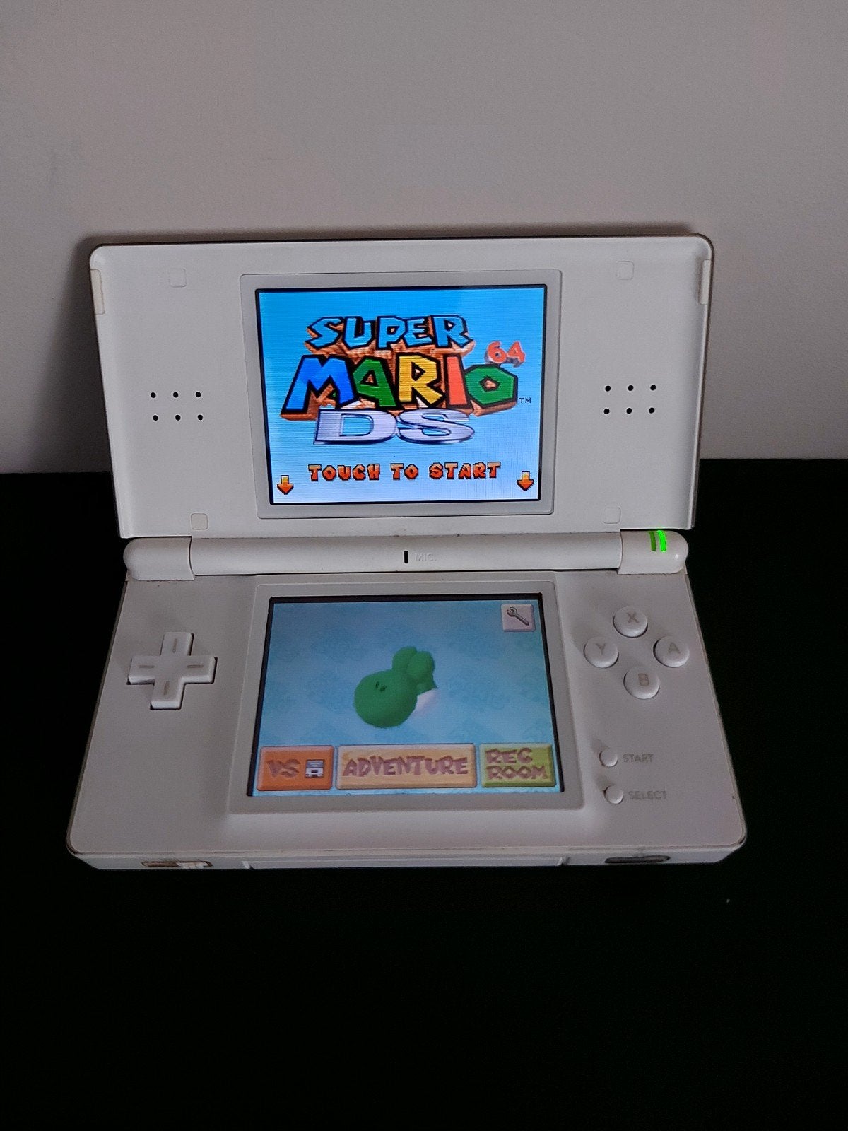 Nintendo DS Lite, Games en Spelcomputers, Spelcomputers | Nintendo DS, Gebruikt, Wit, Ophalen of Verzenden, Met beschermhoes of tas
