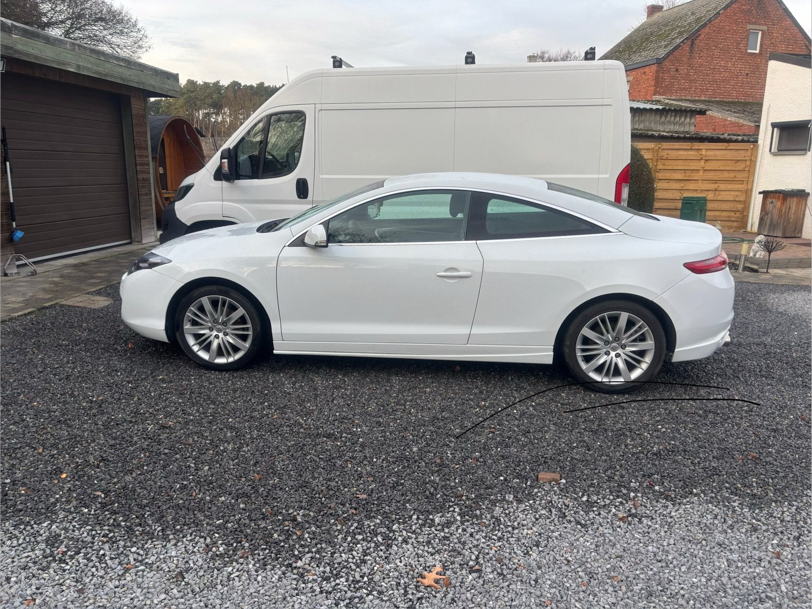 Renault laguna coupe 2.0, Auto's, Voorwielaandrijving, Stof, Zwart, Wit