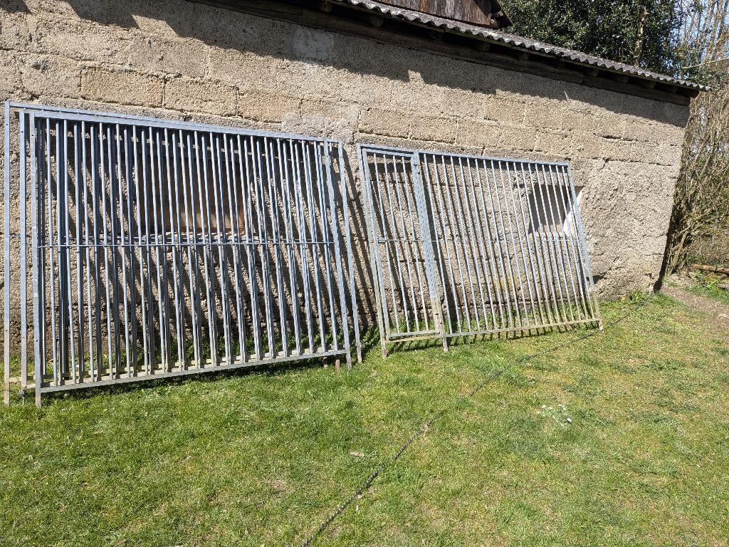 Cage chien galvanise avec porte, Animaux & Accessoires, Enlèvement, Comme neuf