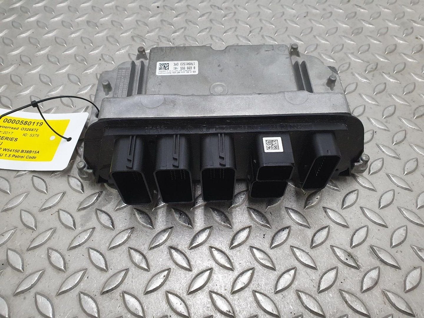 BMW 1 SERIES COMPUTER ECU 2017, Autos : Pièces & Accessoires, Électronique & Câbles, Utilisé, ARN reconnu, Stiba membre, Reconnu durable