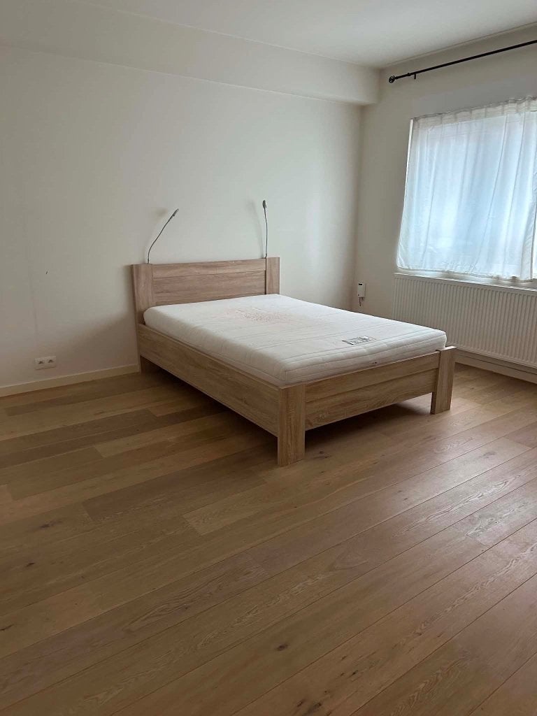Bed met lattoflex, Huis en Inrichting, Slaapkamer | Bedden, Ophalen, Bruin, 140 cm, Zo goed als nieuw