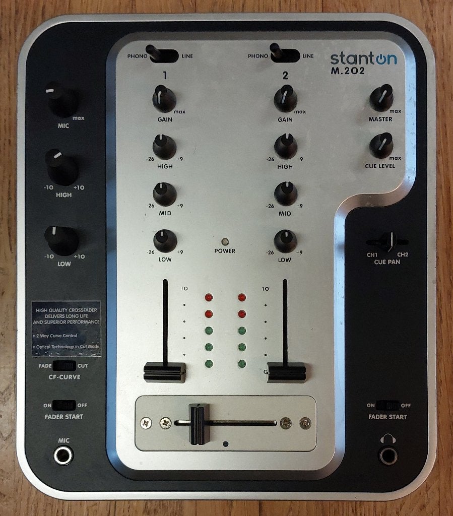 Console de mixage analogique Stanton M.202, Enlèvement ou Envoi, Utilisé, Moins de 5 canaux, Entrée micro