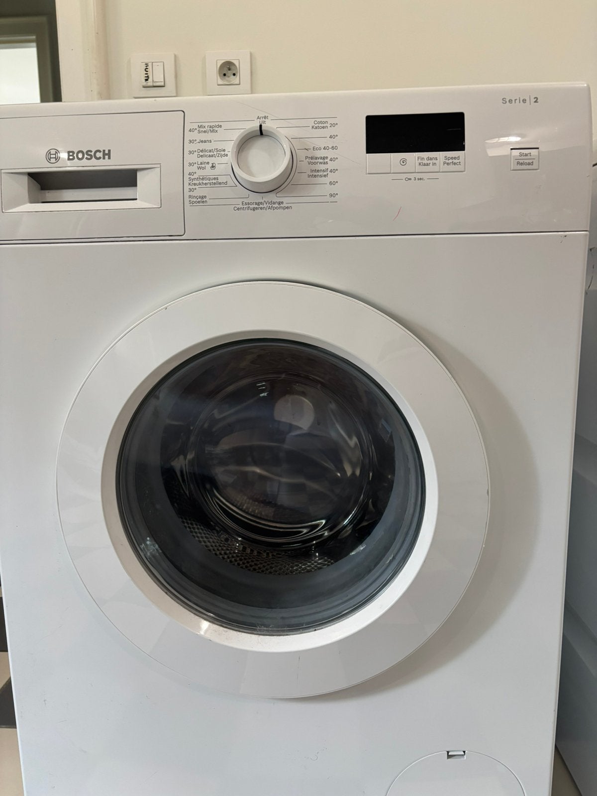 Bosch Serie 2 wasmachine te koop, 6 tot 8 kg, Ophalen, Zo goed als nieuw, Voorlader