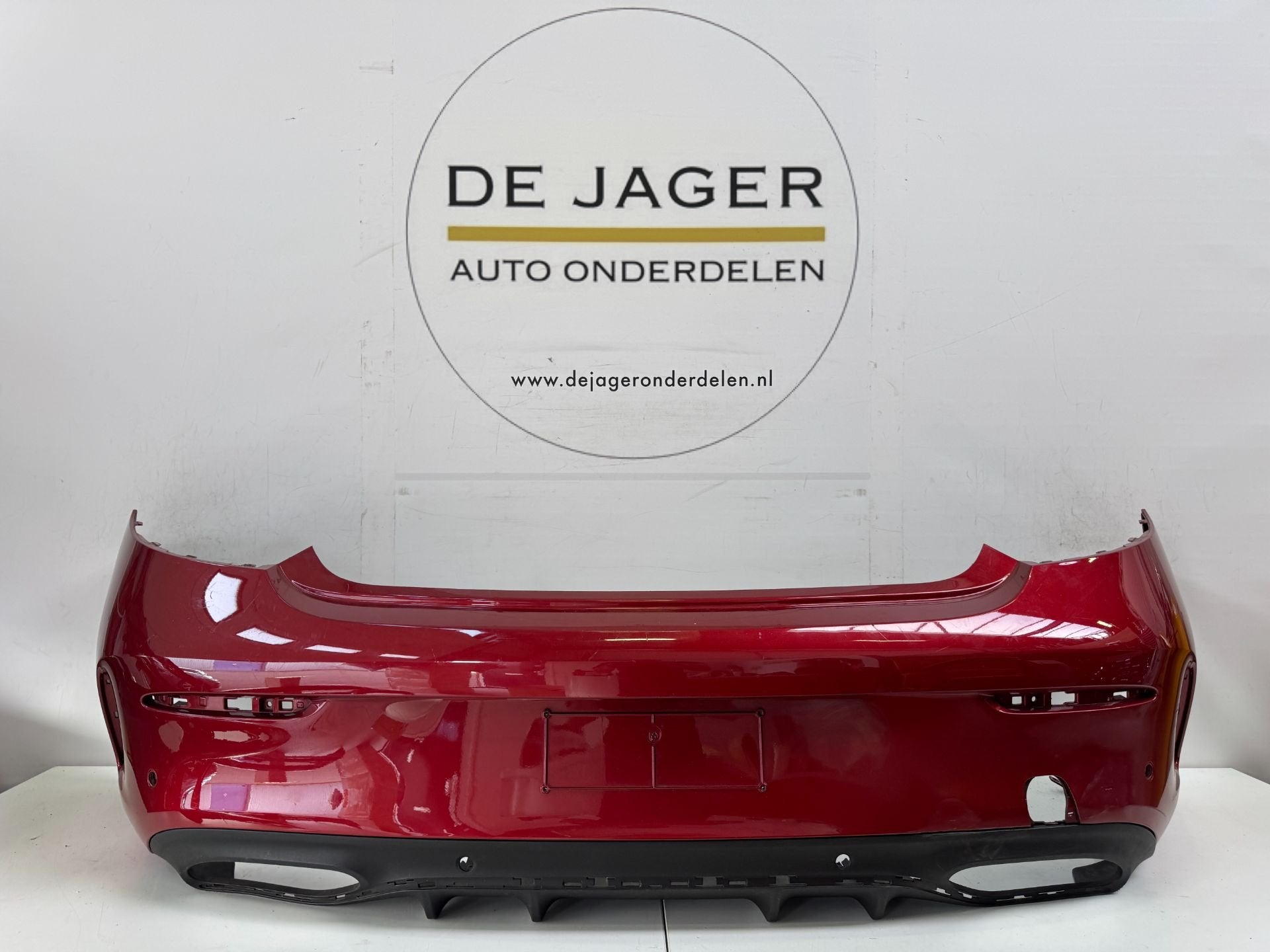 Pare-chocs arri re AMG pour Mercedes-Benz Classe C Coup Cabr, Pare-chocs, Mercedes-Benz, Utilisé, Mercedesstrasse 120
70372  Stuttgart, DE