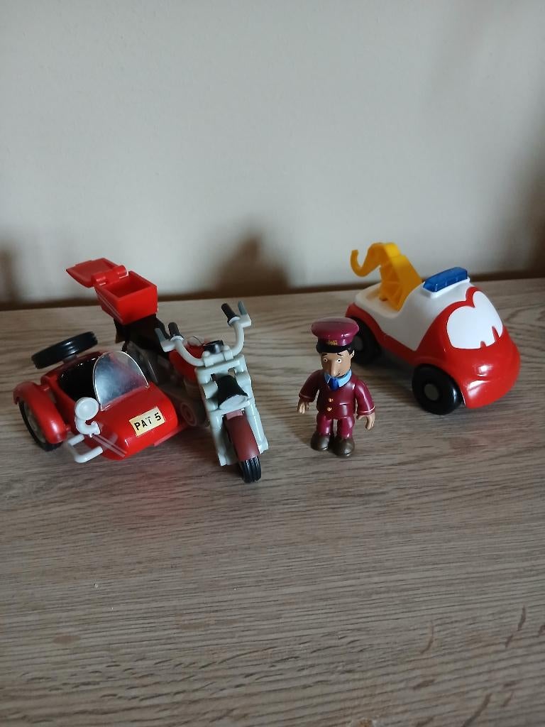 Autotje + brommertje (speelgoed), Enlèvement, Comme neuf
