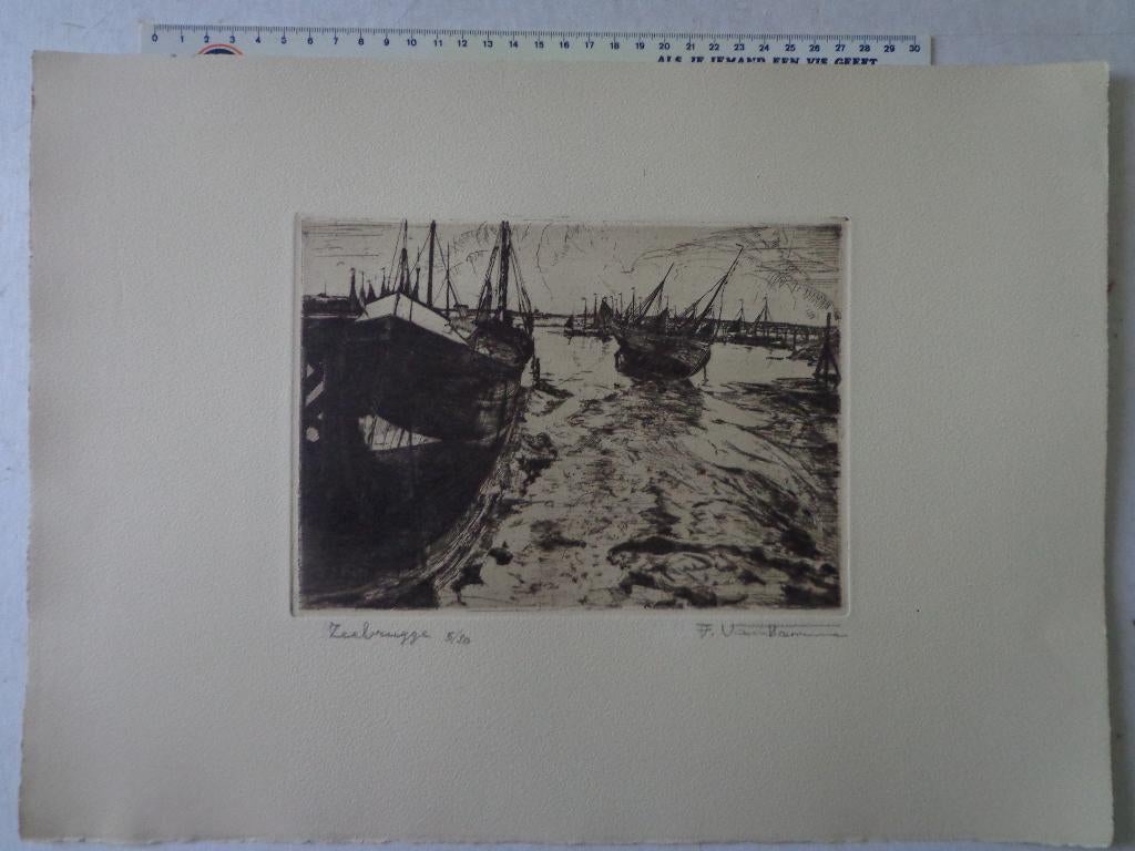 Ets Fernand Van Hamme "Zeebrugge", Antiek en Kunst, Kunst | Etsen en Gravures, Ophalen of Verzenden, Met tekst, Landschap, 1950 - 1999