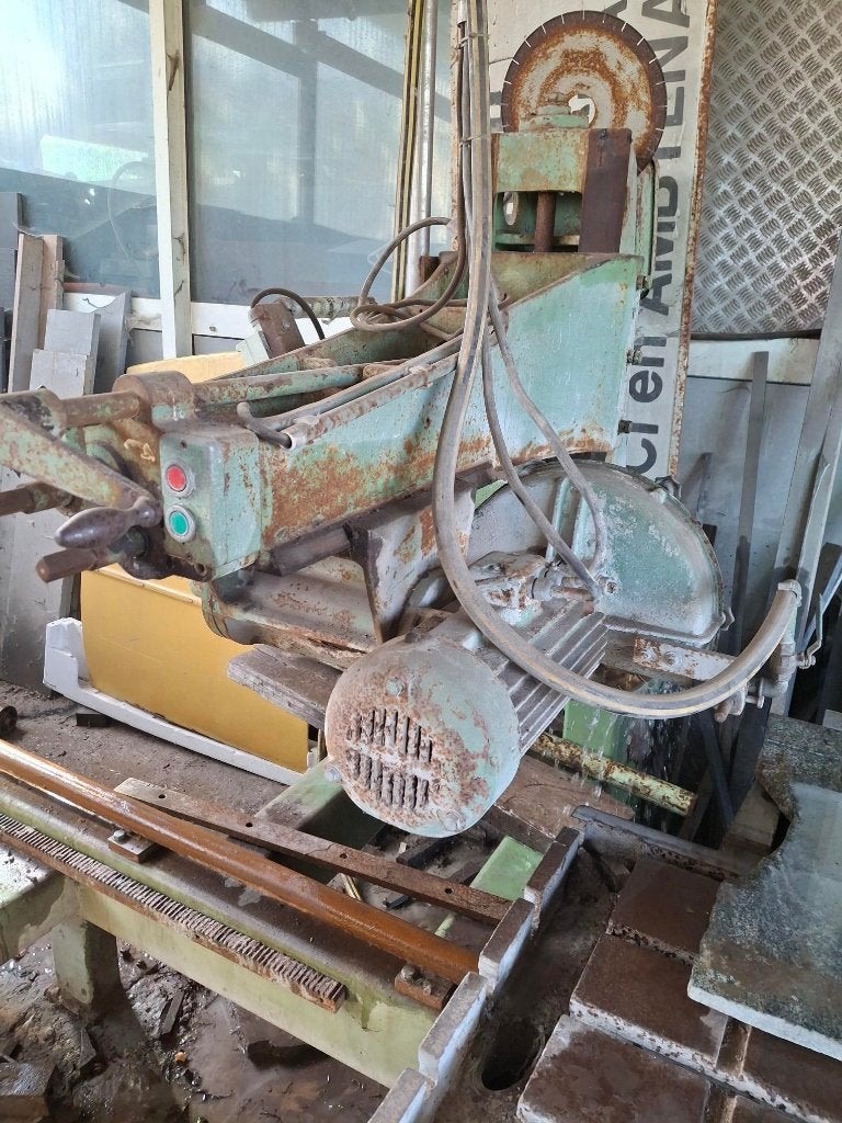 Steenzaagmachine (industrieel), Doe-het-zelf en Bouw, Gereedschap | Zaagmachines, Gebruikt, Cirkelzaag, 600 tot 1200 watt, 70 mm of meer