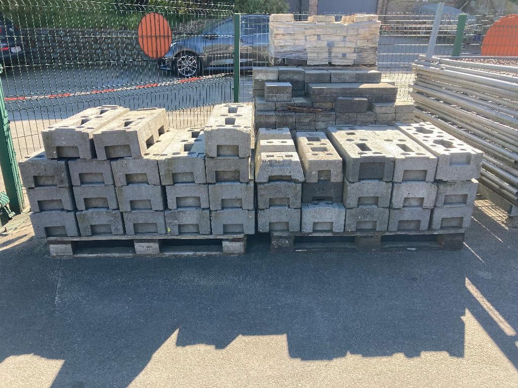 Bloc pour barrière, Enlèvement, Utilisé