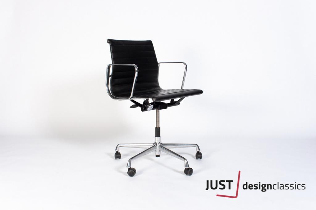 Vitra Eames ea 117 Zwart Leder Gepolijst  (voorraad:4), Ophalen, Zo goed als nieuw, Zwart