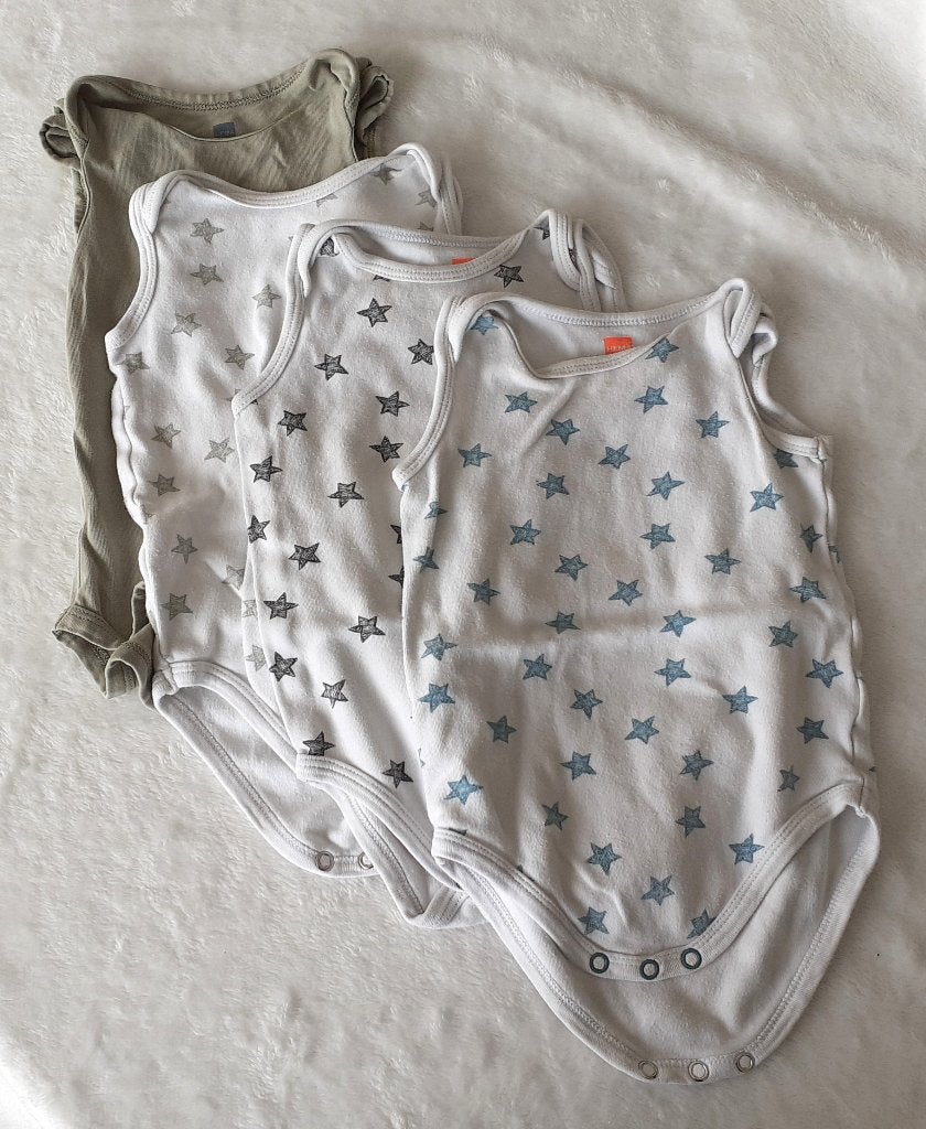Baby romper set 4 rompers mouwloos Hema 74-80, Ophalen of Verzenden, Nieuw, Jongetje of Meisje, Nacht- of Onderkleding