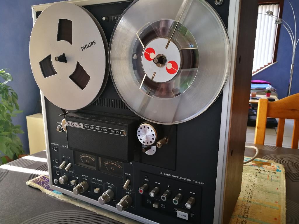 Sony TC 640 uit 1971-1974 met probleempjes, Enlèvement, Magnétophone