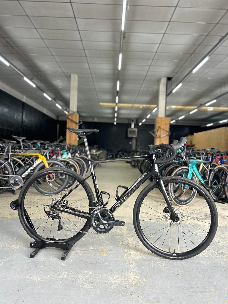 Giant Defy Advanced 2 Carbon Racefiets, Enlèvement, Comme neuf