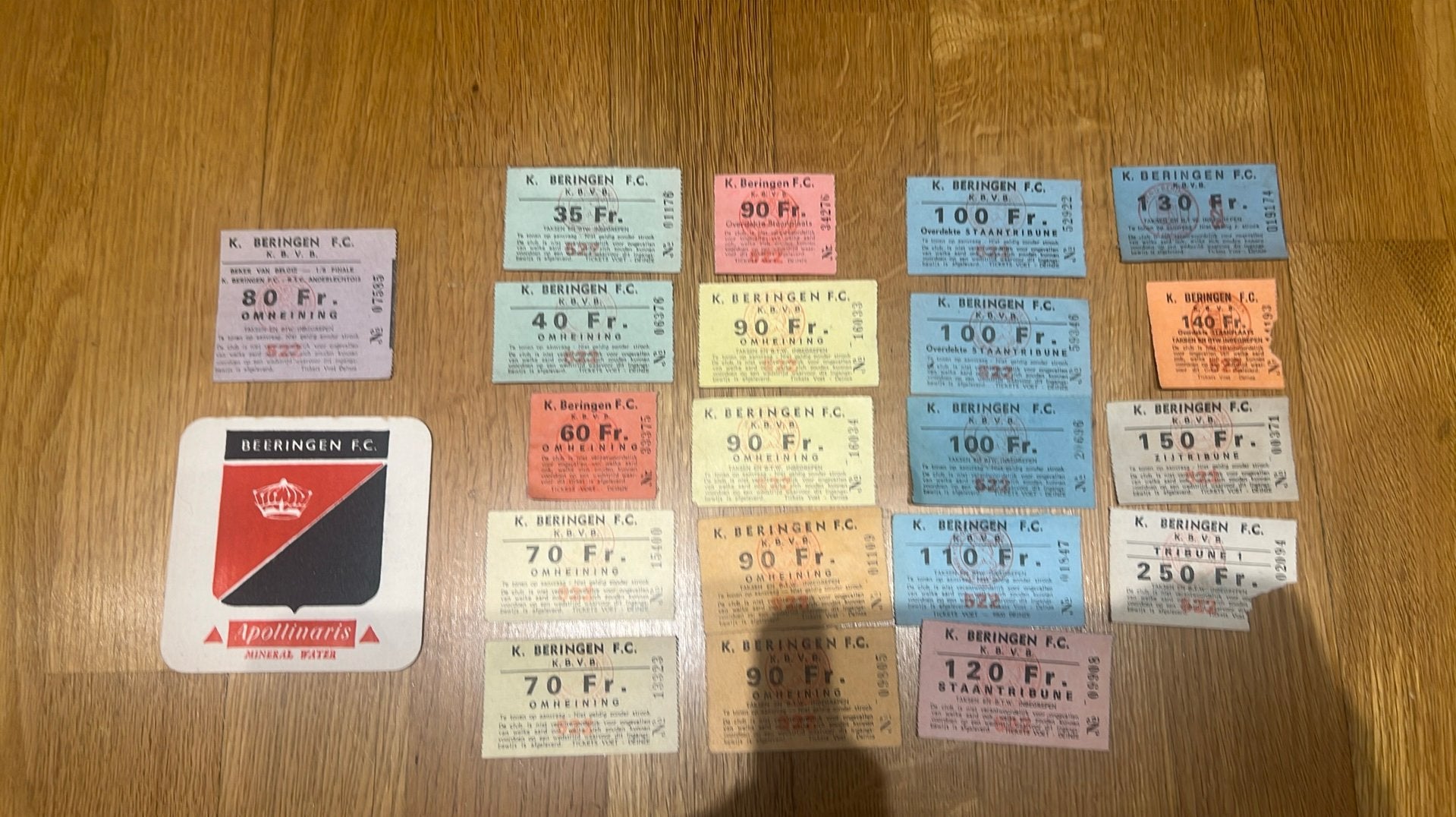 20 oude kaartjes K. Beringen FC + 1 sous-bock, Verzenden, Gebruikt, Overige typen
