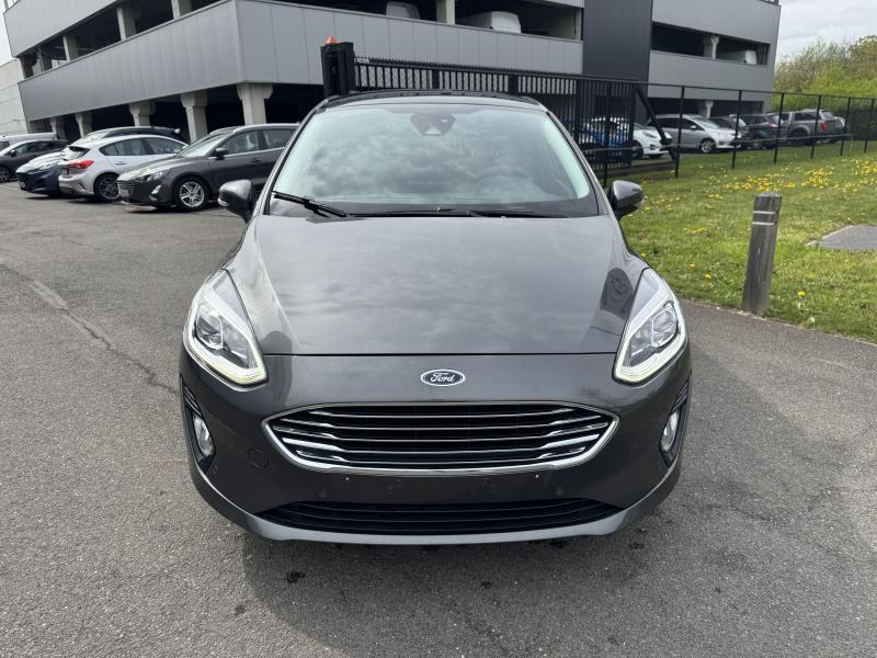 Ford Fiesta Titanium 1.0 Ecoboost OC0716 *58820, Auto's, Handgeschakeld, Fiësta, Stuurwielverwarming, Zilver of Grijs
