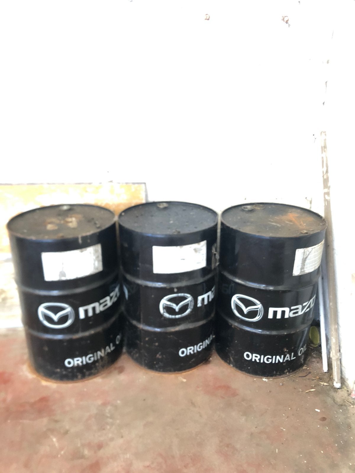 Baril Métallique Vintage MAZDA 100L – Déco Garage, Enlèvement, Utilisé