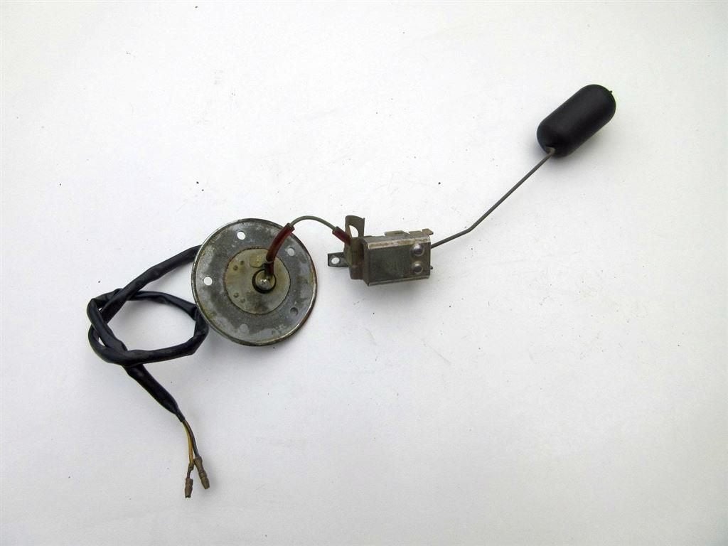Suzuki GSX750 benzinetank vlotter tankvlotter GSX 750 ES EF, Ophalen of Verzenden, Gebruikt
