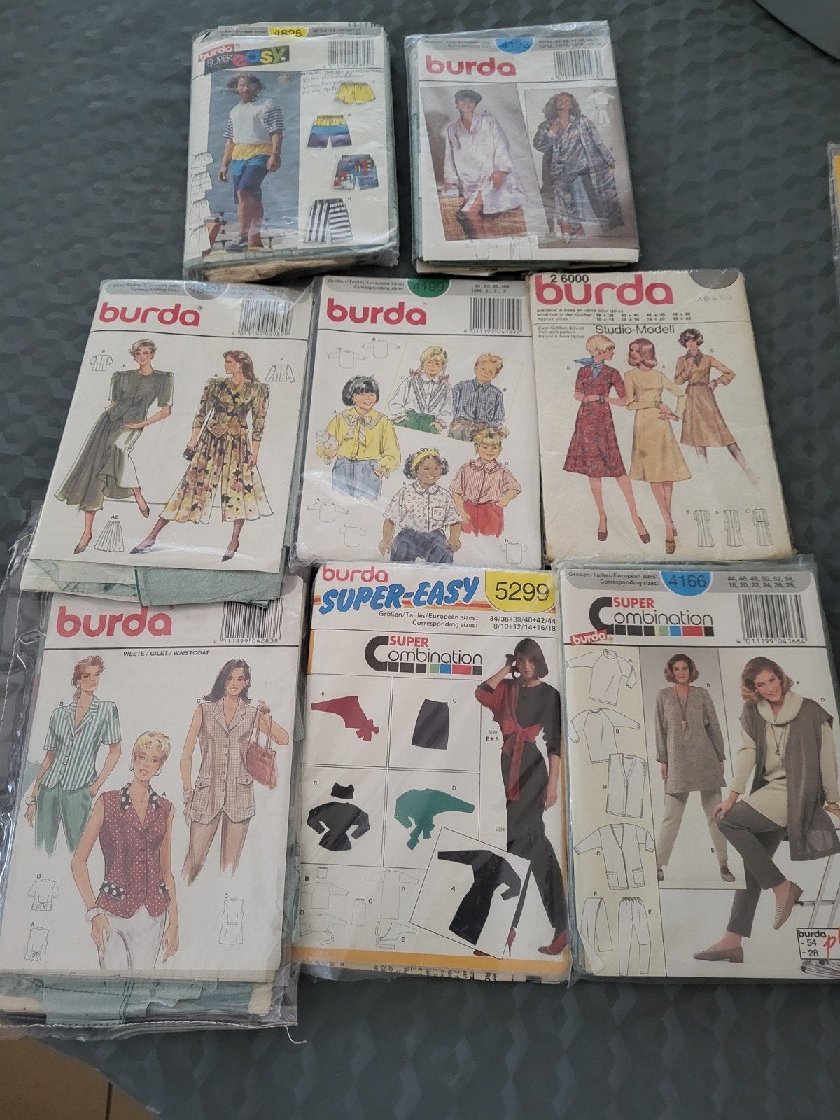 8 Burda patronen vintage, Hobby en Vrije tijd, Kledingpatronen, Ophalen of Verzenden, Burda