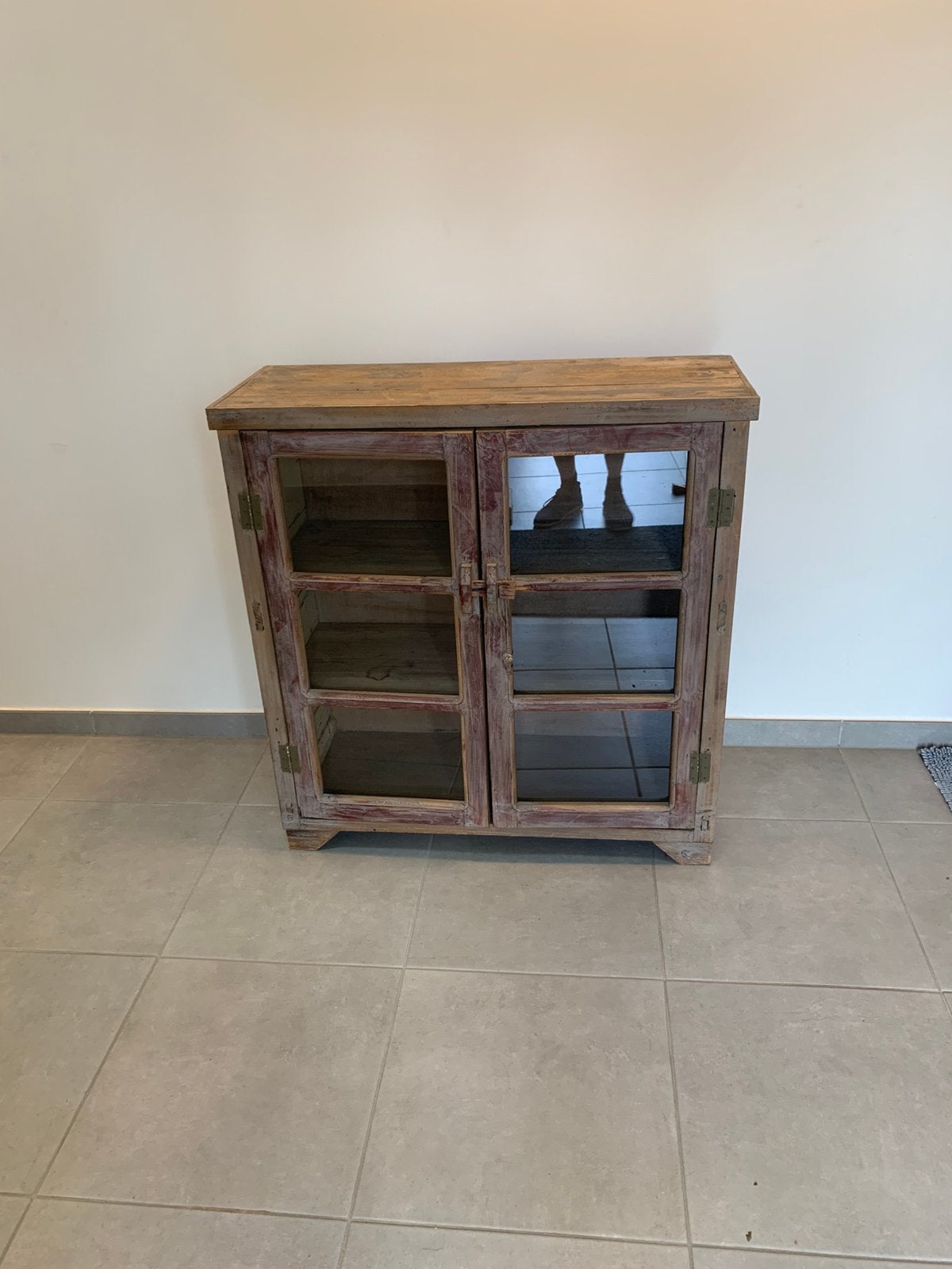 Landelijk brocante vitrinekastje, 25 à 50 cm, Avec porte(s), Comme neuf, Enlèvement