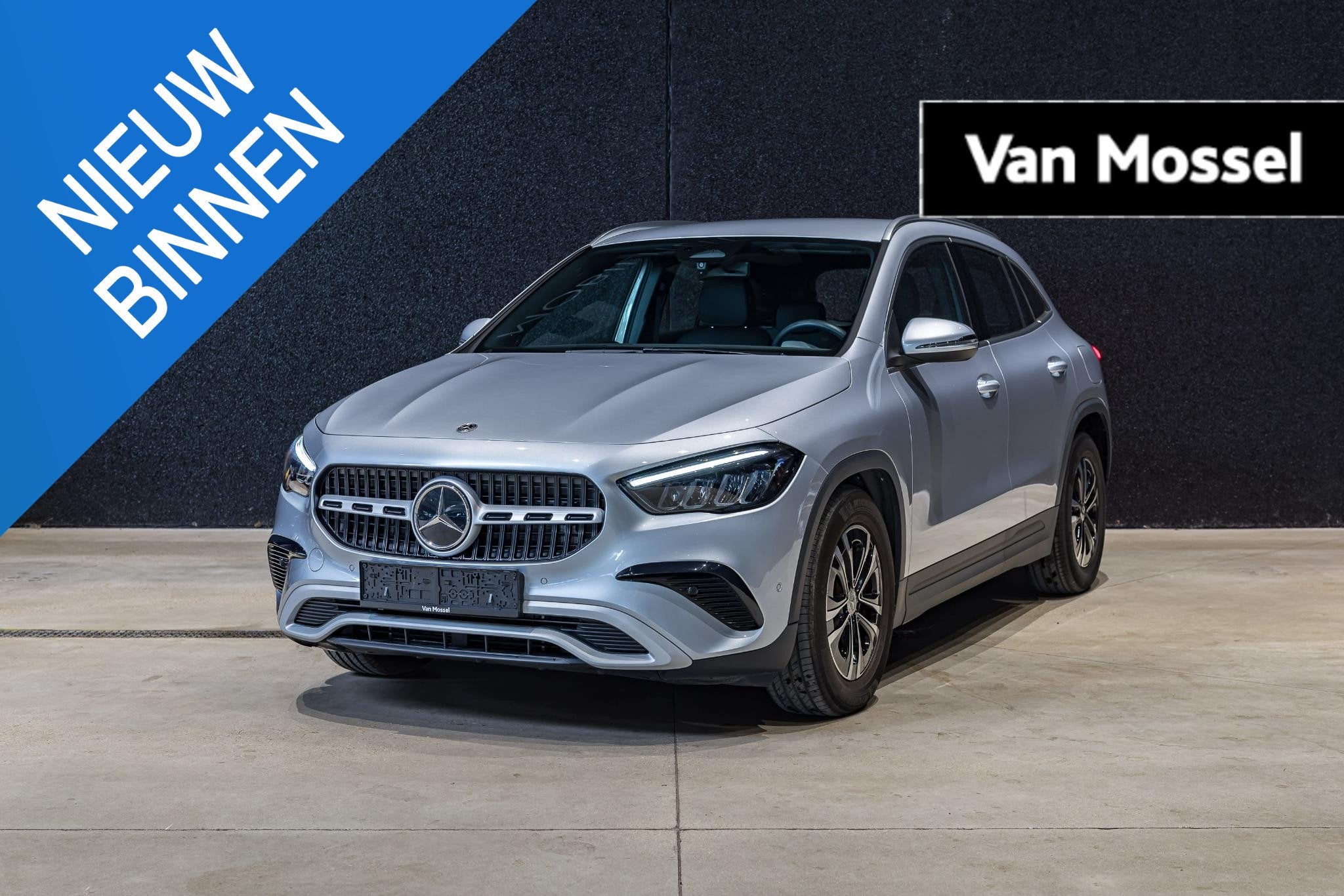 Mercedes-Benz GLA GLA 180 Business Line (automatique), 100 kW, Argent ou Gris, Achat, Entreprise