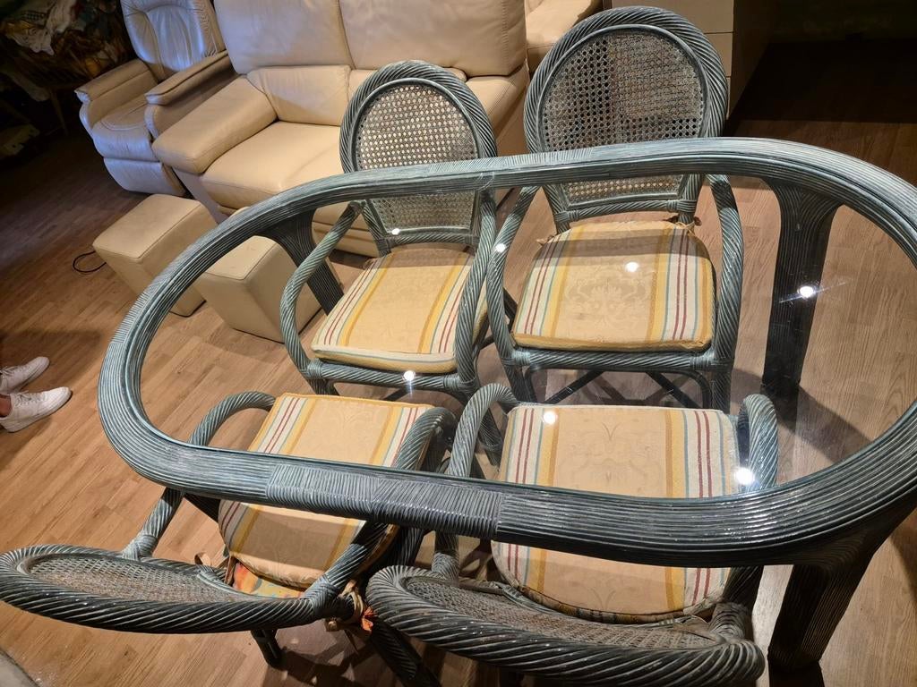 Gratis eettafelset met glazen blad, Huis en Inrichting, Ophalen
