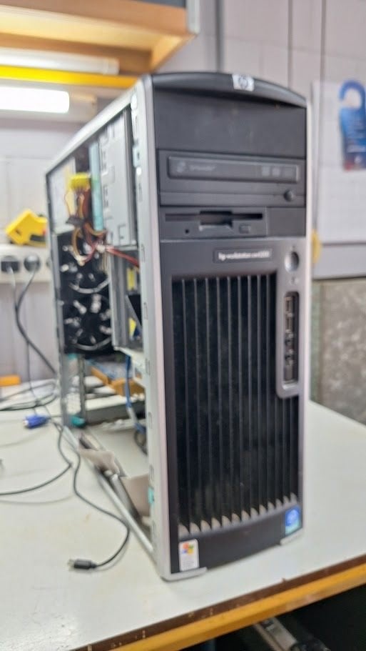 HP xw6200 Retro Workstation, Computers en Software, Ophalen, Hp