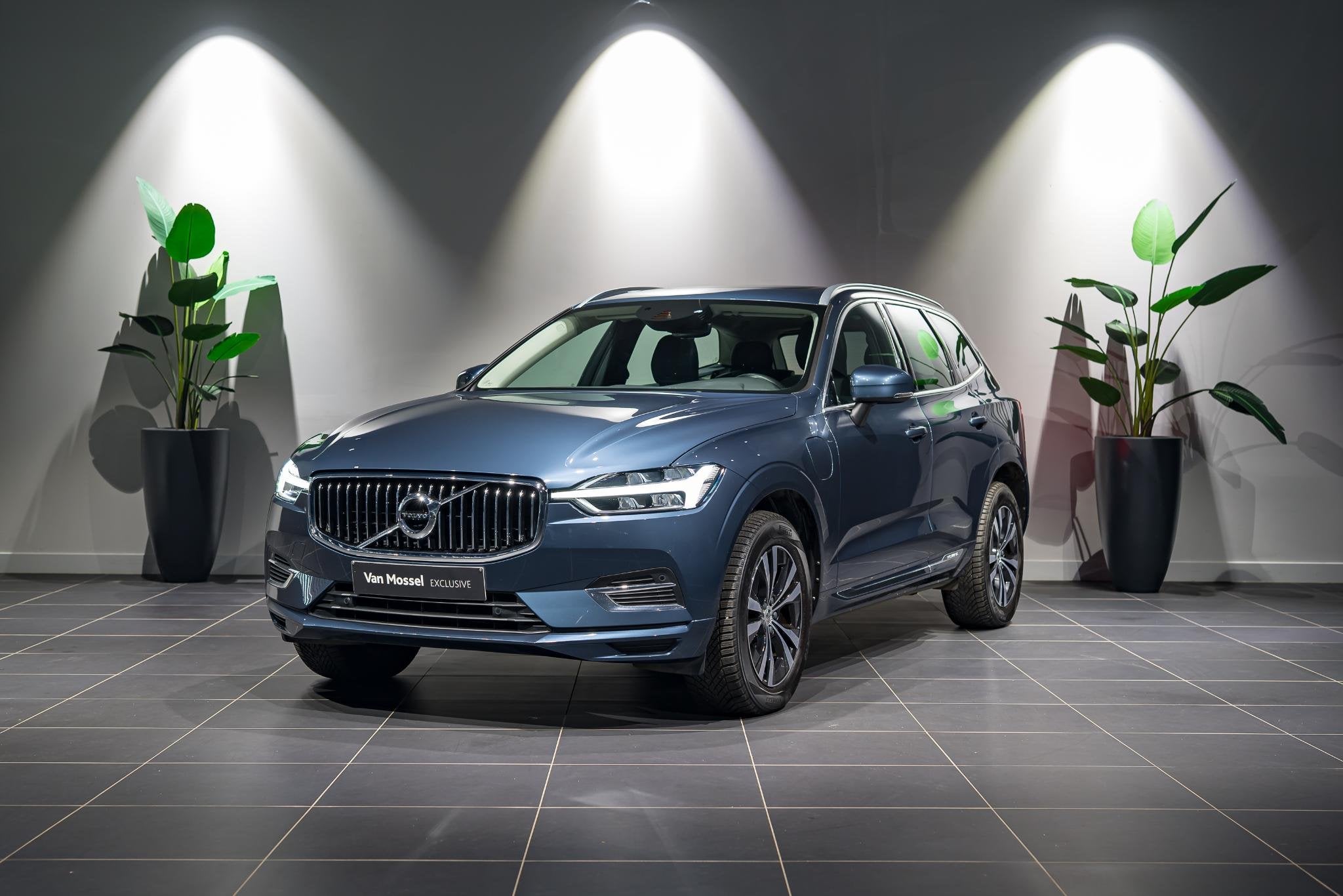 Volvo XC60 T8 AWD Inscription PANODAK | MEMORY SEATS | CARPL, Auto's, Volvo, Automaat, Stof, Gebruikt, 4 cilinders