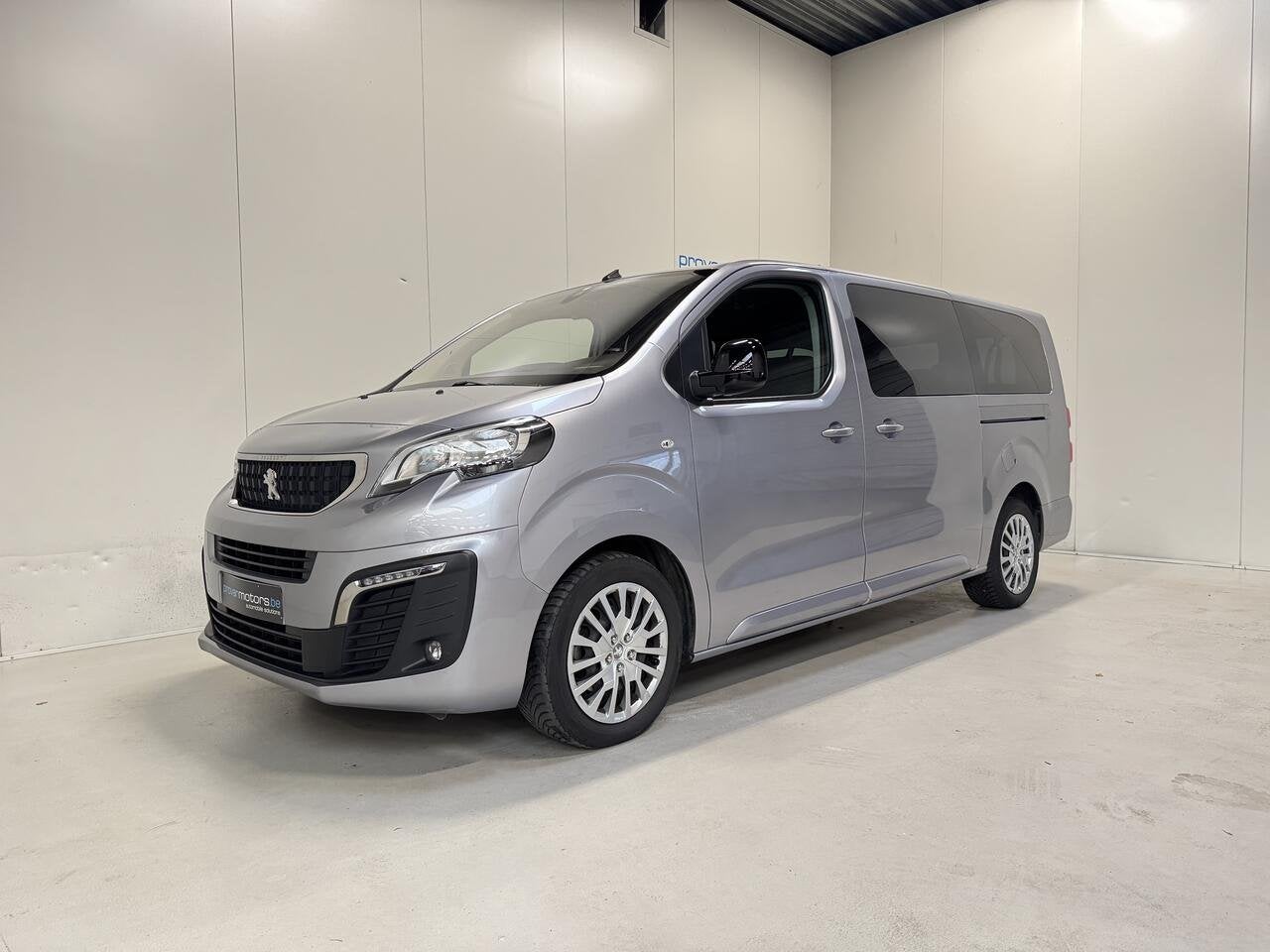 Peugeot Traveller 2.0 HDI Autom. - 9pl - GPS - Airco - Tops, Autos, 0 kg, Argent ou Gris, Achat, Capteur de lumière