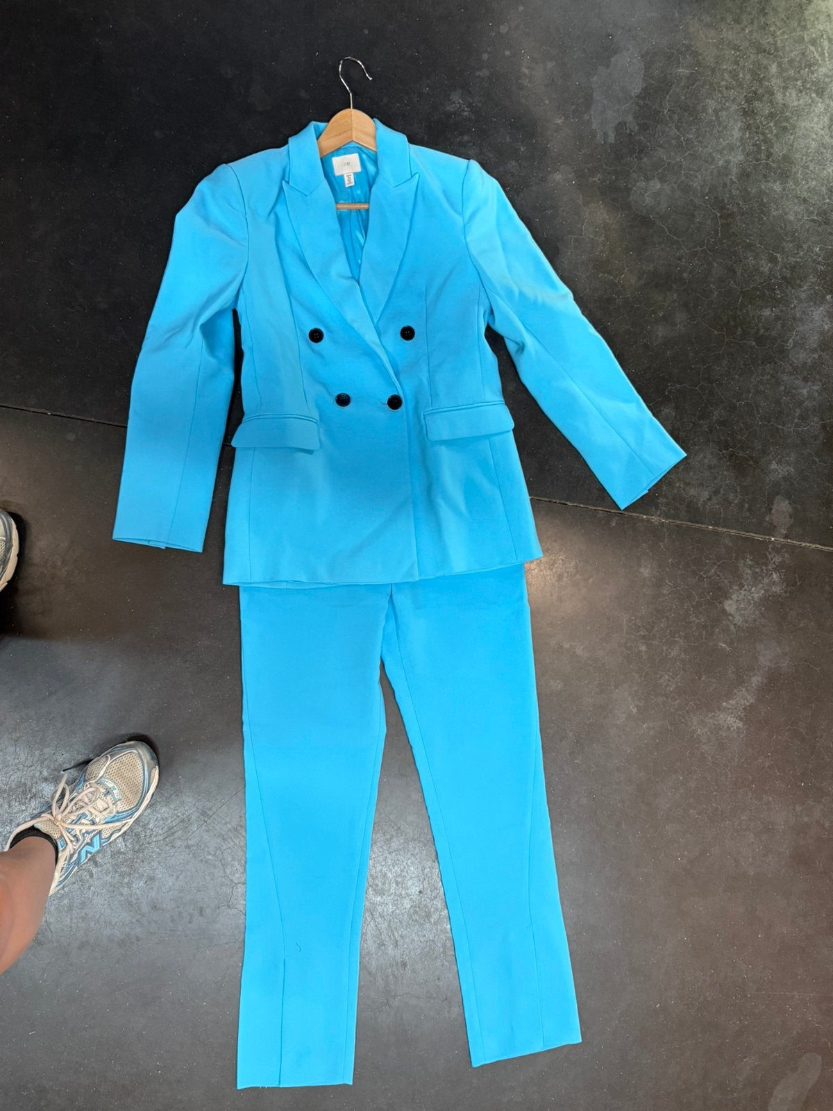 Damespak (babyblauw), Enlèvement, Comme neuf, Bleu, Costume ou Complet