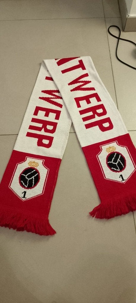 voetbalsjaal RAFC Antwerp, Enlèvement ou Envoi