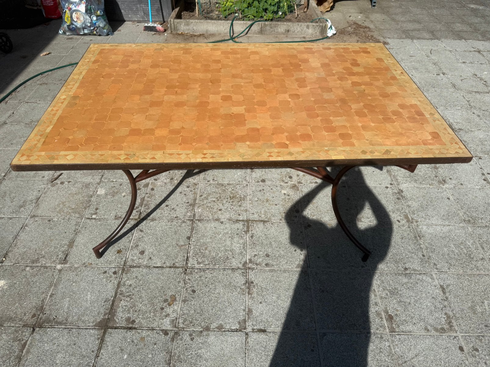 Table, Enlèvement, Comme neuf