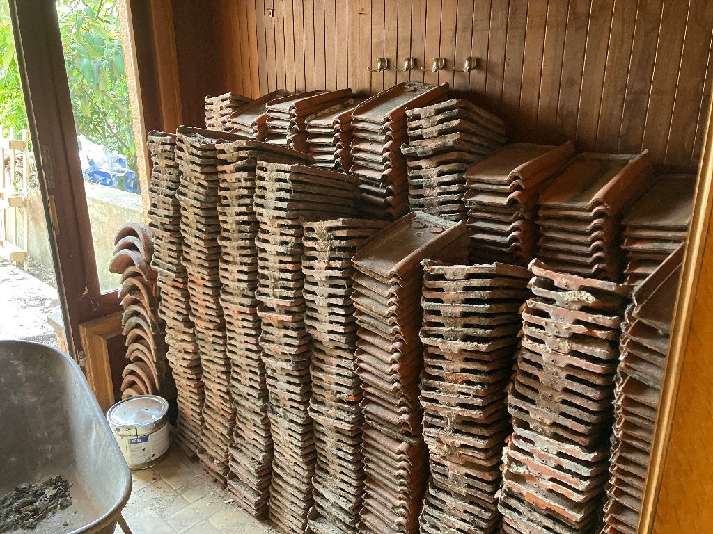 Dakpannen, Pierre ou Argile, Enlèvement, Utilisé, Rouge