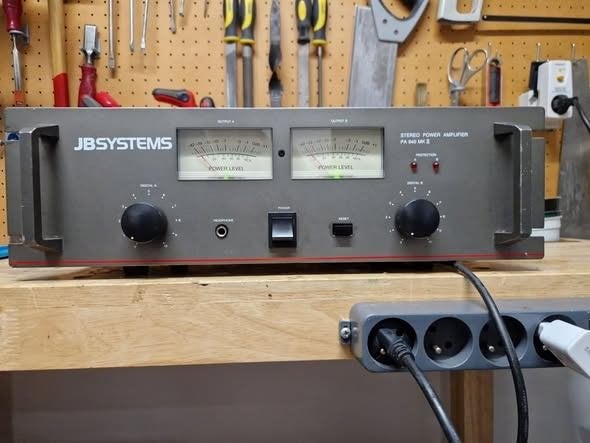 Semi-professionele audioversterker, Audio, Tv en Foto, Ophalen, Gebruikt, Stereo, 120 watt of meer