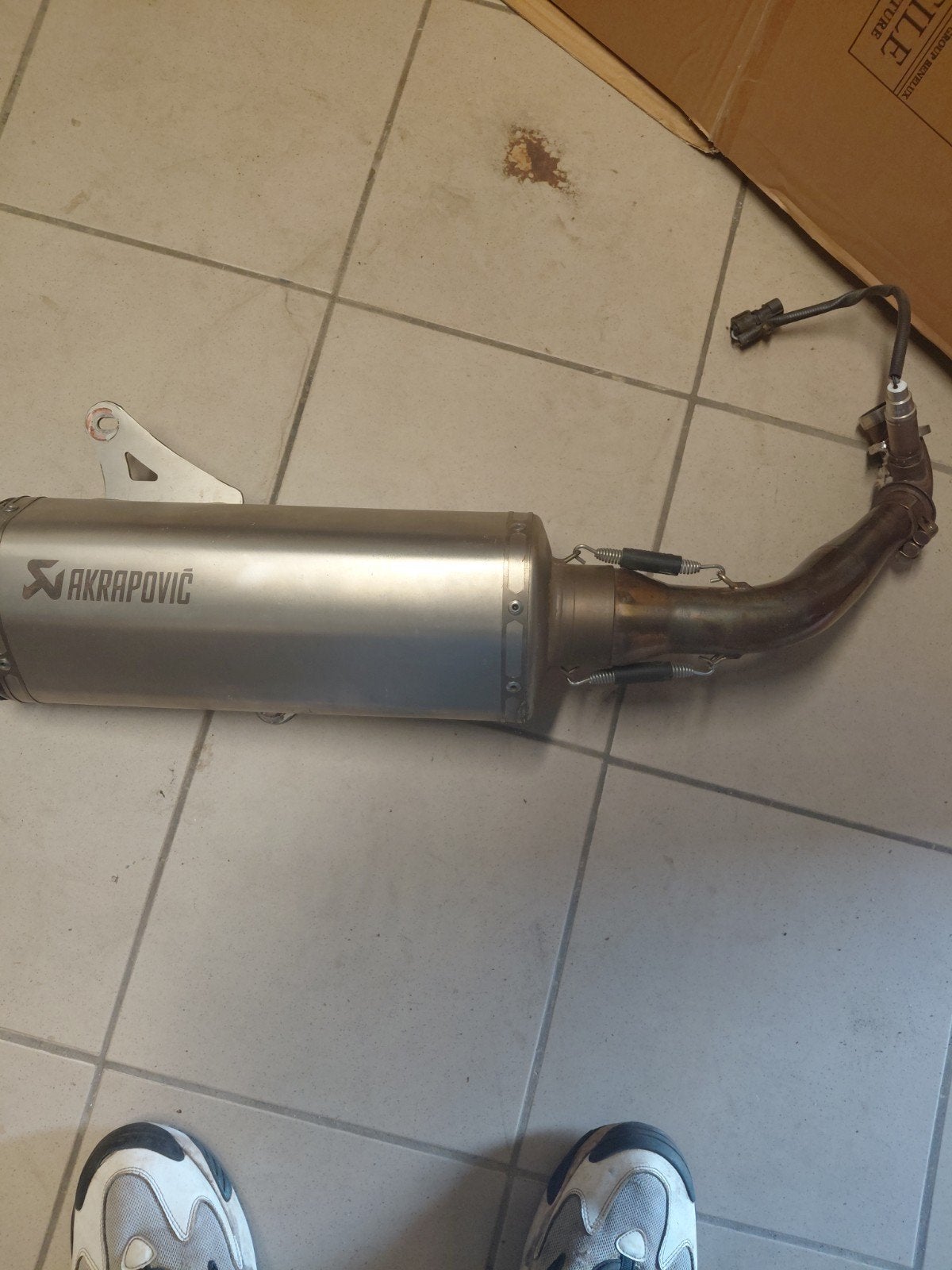 Te koop: originele Akrapovič uitlaat (Type:M-HR027), Motos, Enlèvement, Utilisé