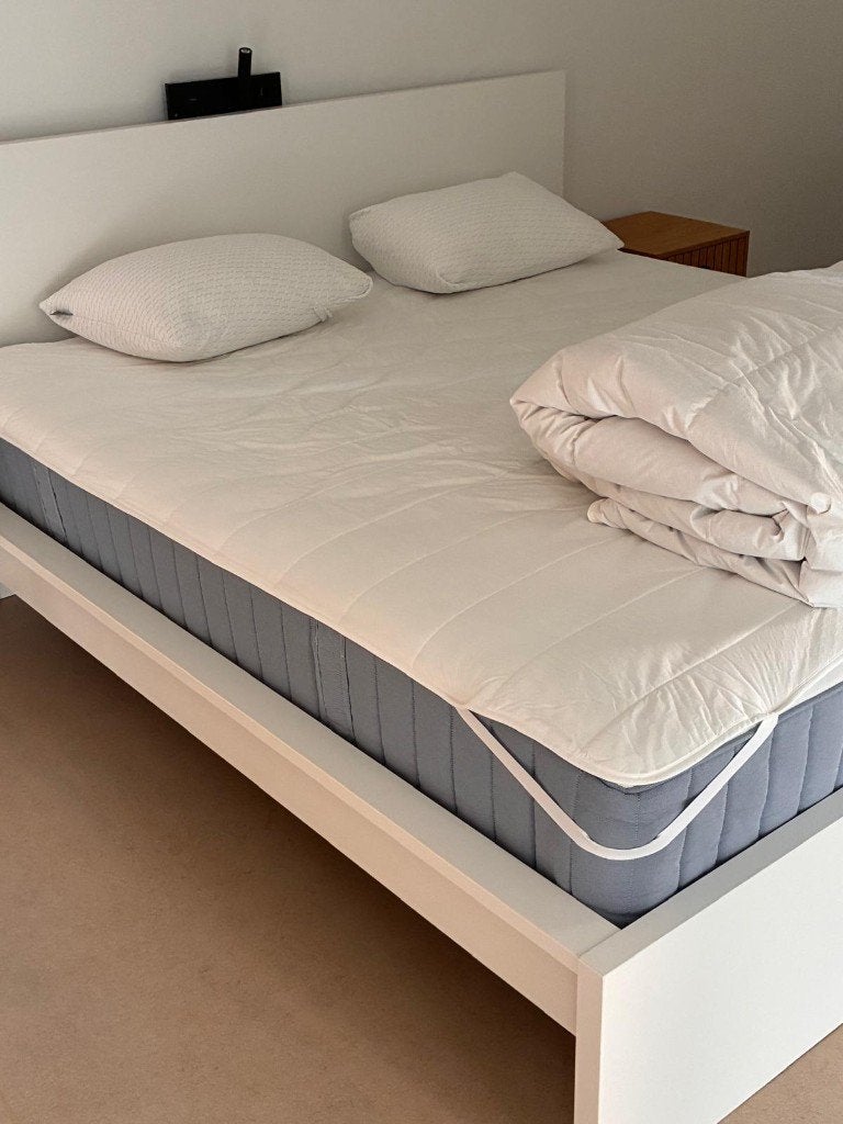 Bed (Malm Ikea) 180x200, Ophalen, Strak, Wit, Tweepersoons