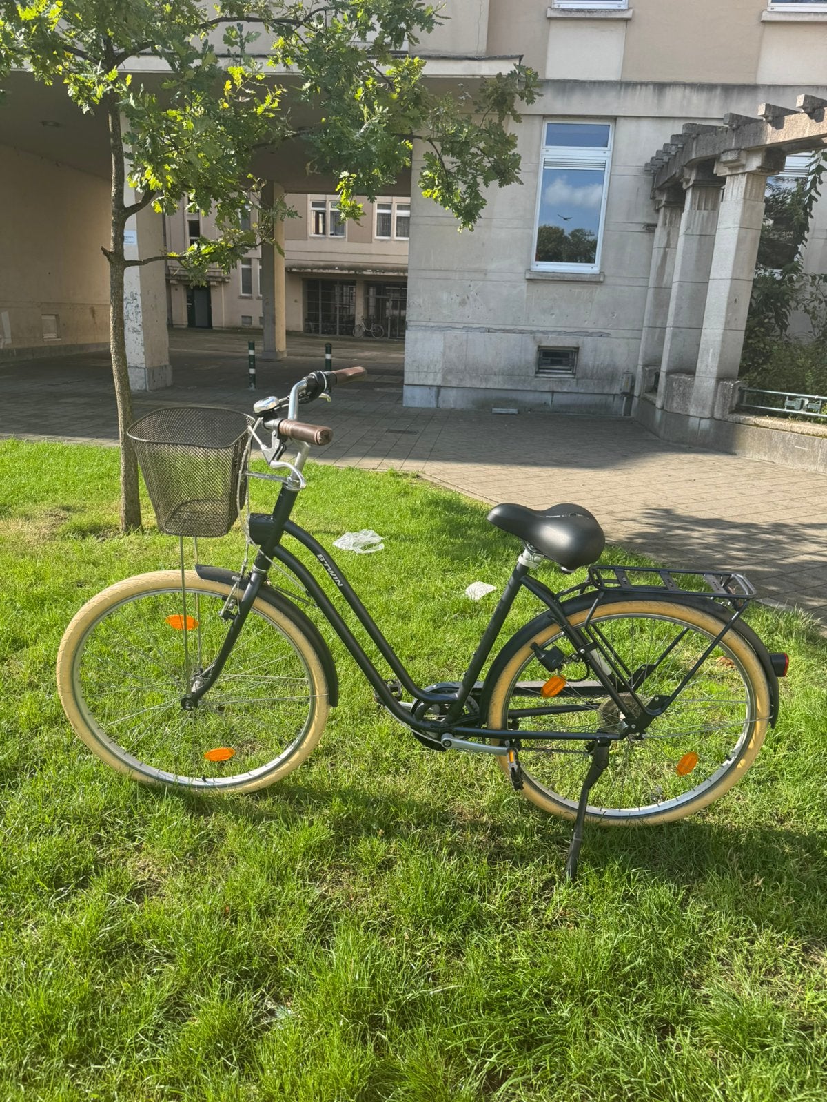 Btwin damesfiets, Vélos & Vélomoteurs, Vélos | Femmes | Vélos grand-mère, Enlèvement ou Envoi, Comme neuf