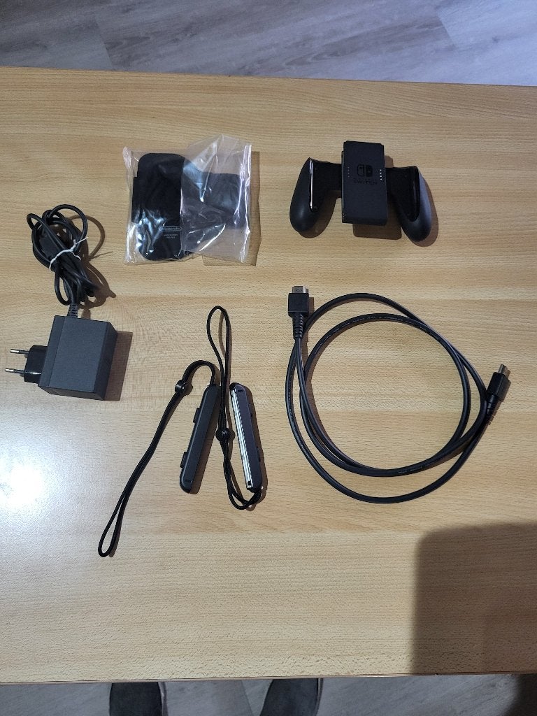 te koop nintendo switch, Ophalen, Met 2 controllers, Switch Original, Gebruikt