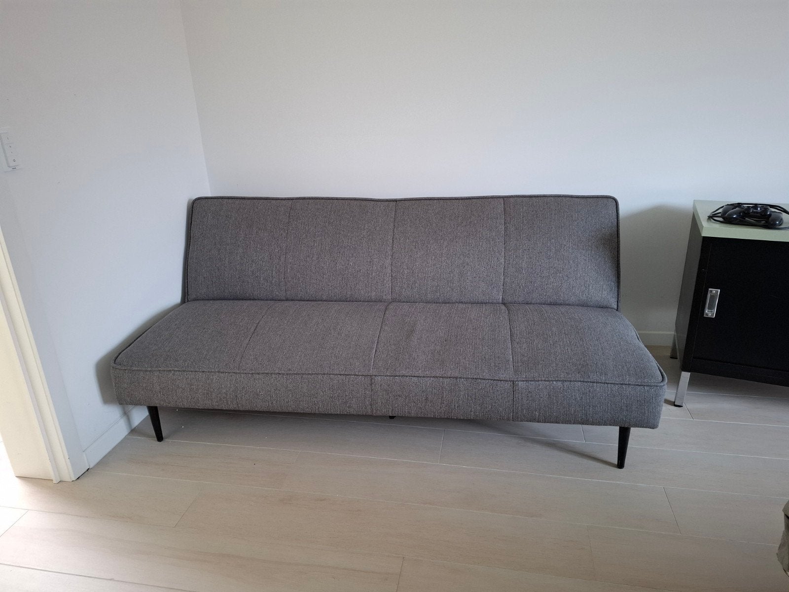 Grijze zetel /slaapbank, Ophalen, Gebruikt, 100 tot 125 cm, 150 tot 200 cm