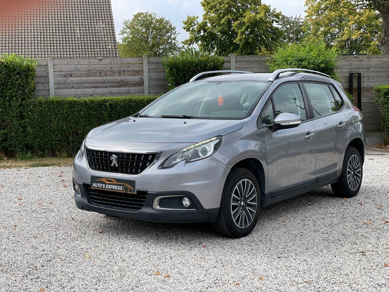 Peugeot 2008/1.6 HDI/Navi/Cruise/Garantie/*, Auto's, Peugeot, Voorwielaandrijving, Stof, Gebruikt, 1560 cc