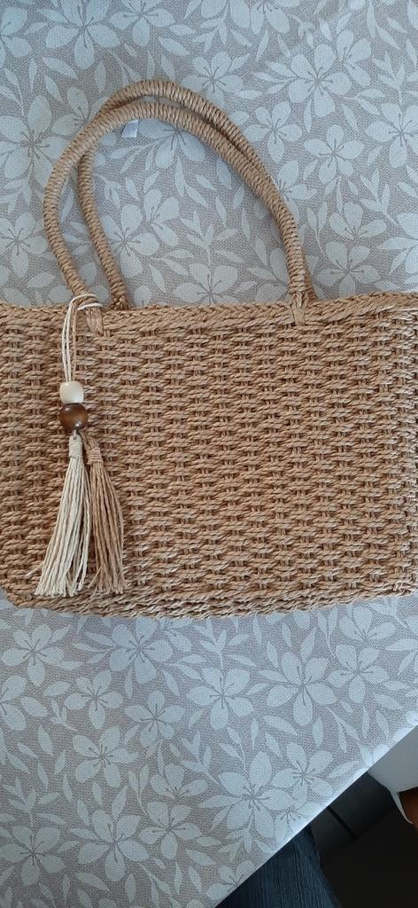 Soepele rieten handtas, Handtassen en Accessoires, Tassen | Damestassen, Ophalen of Verzenden, Handtas
