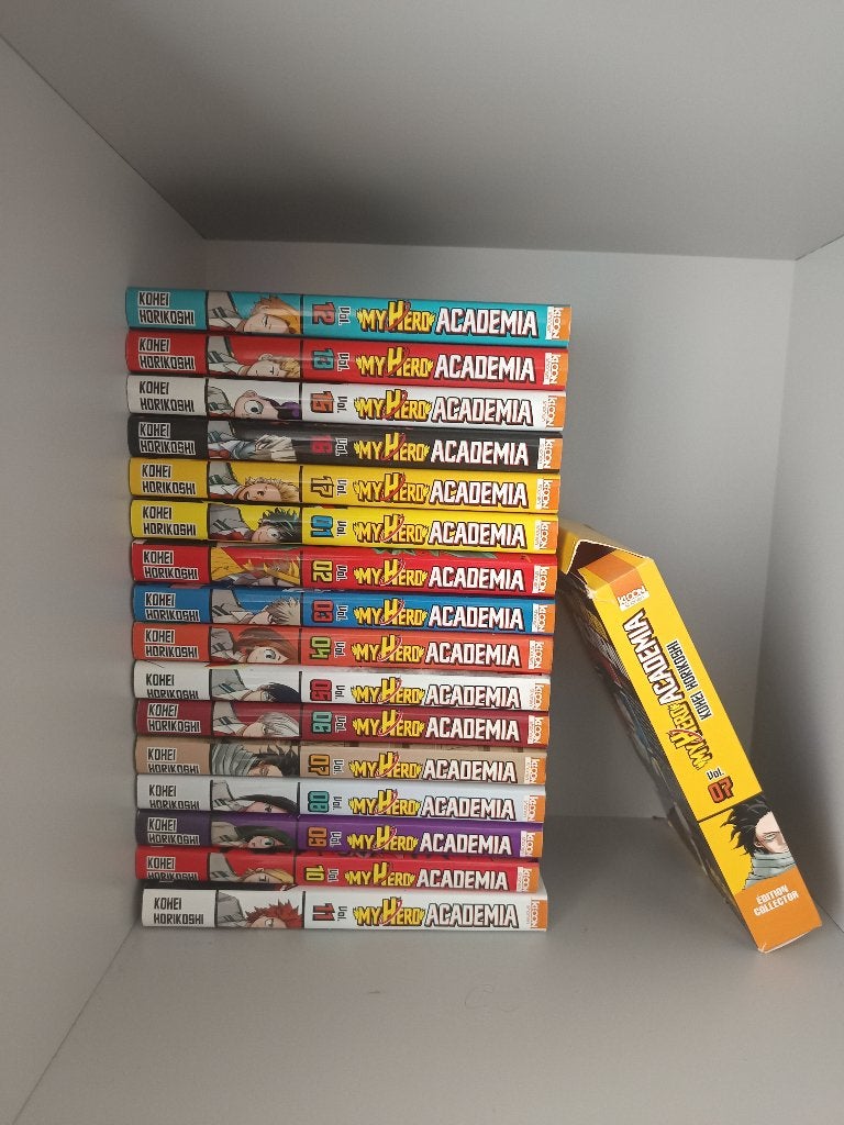My Hero Academia 1-17, Boeken, Strips | Comics, Meerdere comics, Ophalen, Zo goed als nieuw, Japan (Manga)