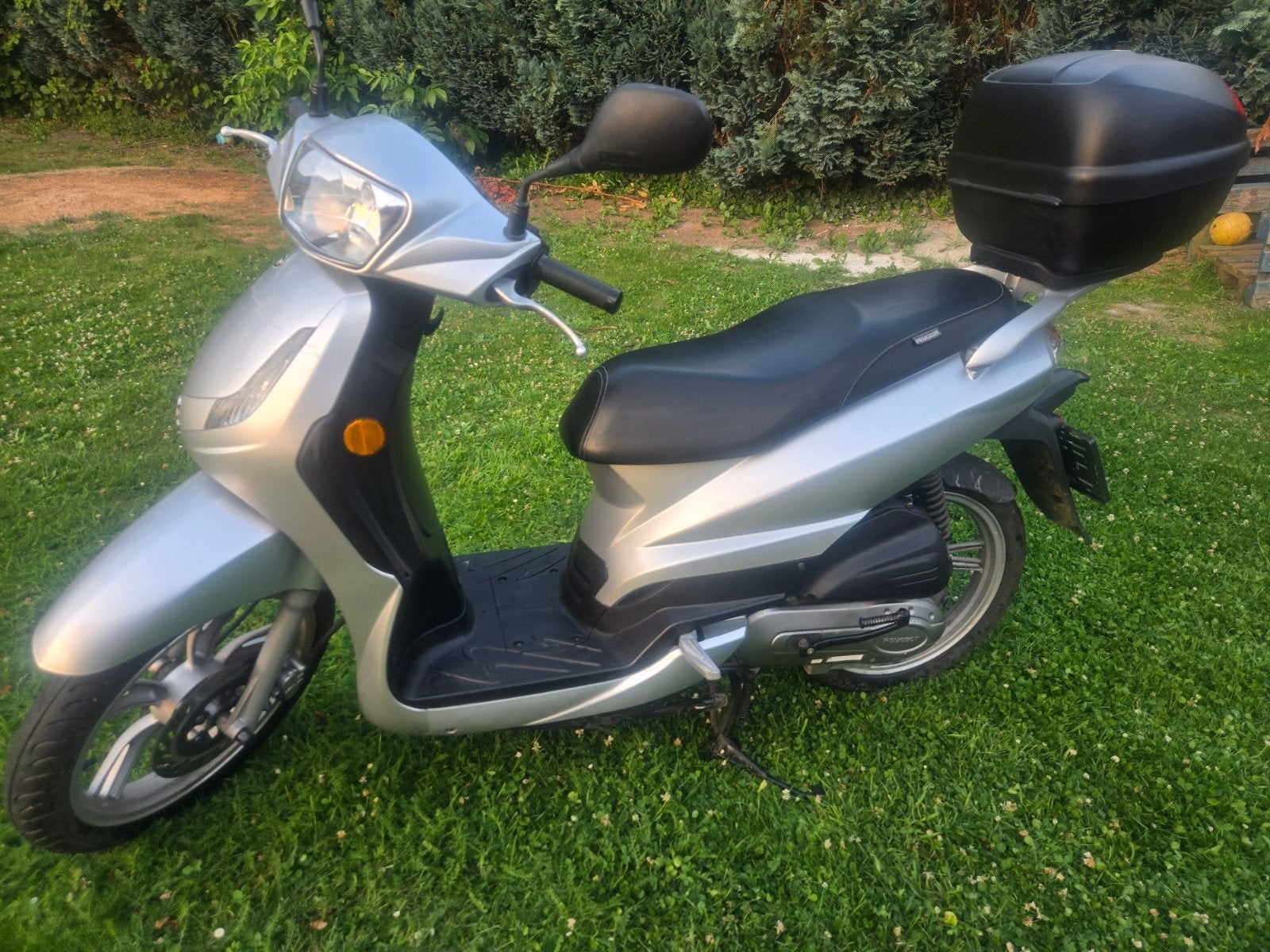 Scooter Peugeot Tweet en parfait état, Fietsen en Brommers, Scooters | Kymco, Ophalen, Overige modellen, Klasse A (25 km/u), 49 cc