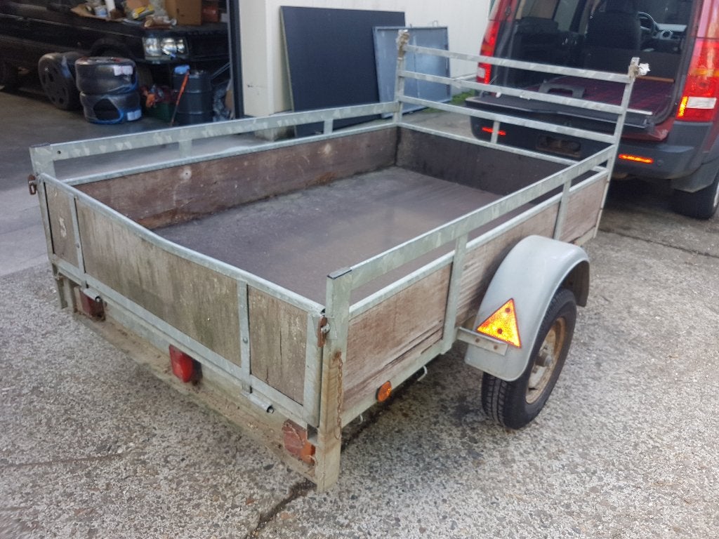 Enkelas aanhangwagen, Ophalen, Gebruikt