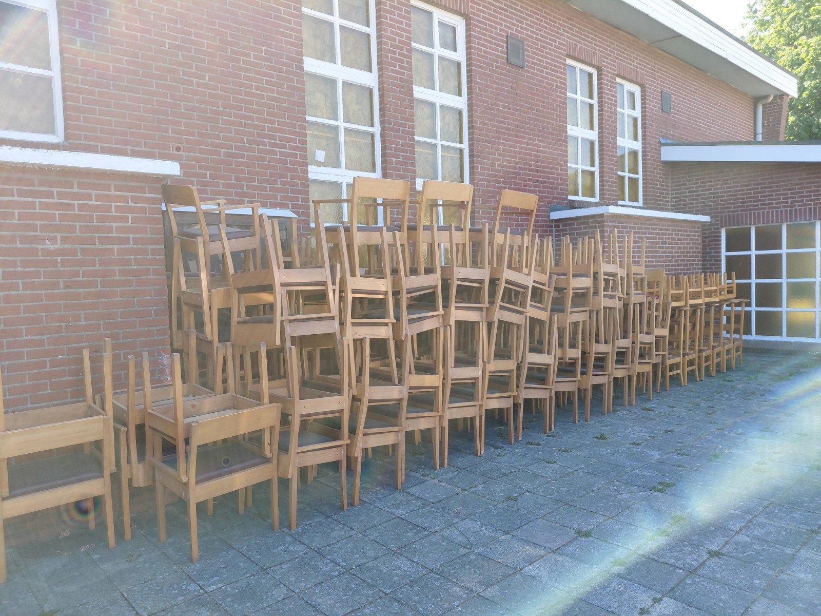 kerkstoelen, Ophalen