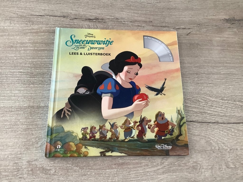 Disney Sneeuwwitje kijk-en luisterboek (2015), Boeken, Jongen of Meisje, Ophalen of Verzenden, Zo goed als nieuw, Disney