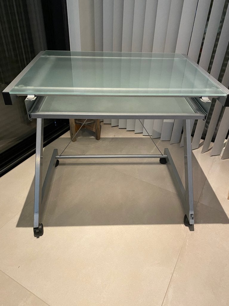 Glazen bureautafel, Huis en Inrichting, Ophalen