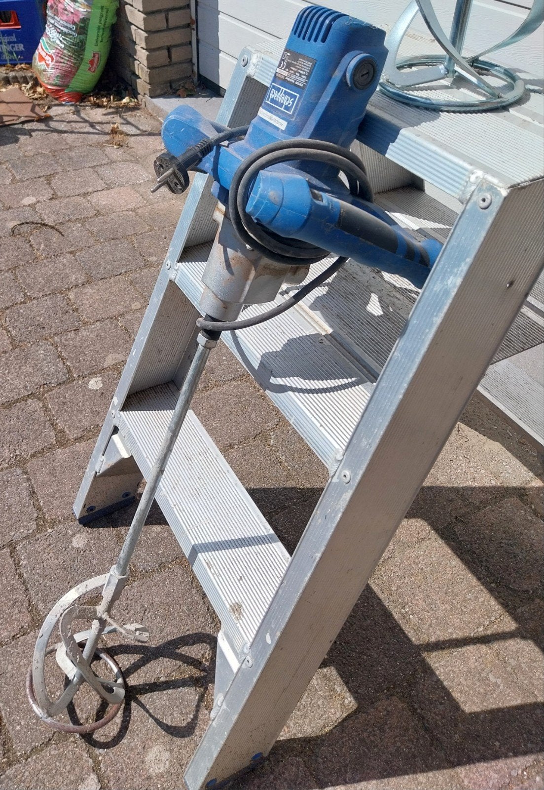 Betonmixer + extra staaf, Ophalen