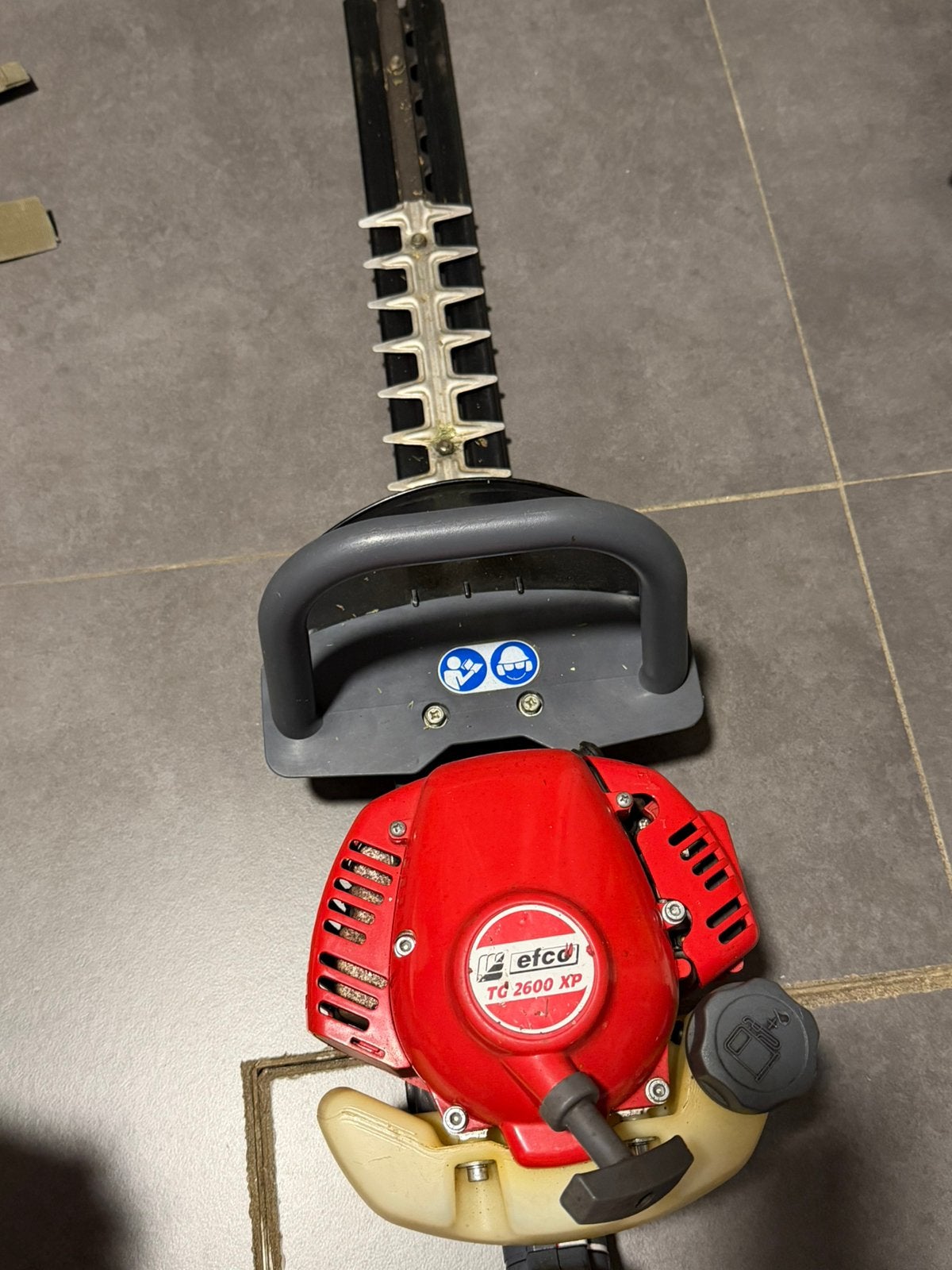 Taille haie thermique de marque efco TG2600xp, Jardin & Terrasse, Enlèvement, Comme neuf