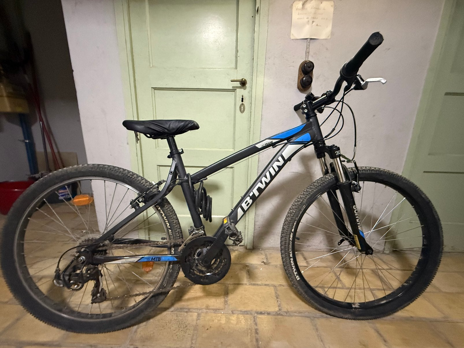 Vélo VTT Rockrider 340, Fietsen en Brommers, Fietsen | Mountainbikes en ATB, Gebruikt, Heren, Ophalen of Verzenden