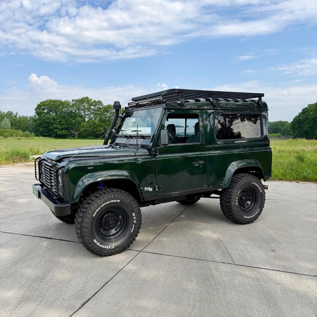 Defender 90 td5 nieuw chassis !!!, 90 kW, Entreprise, 2 places, Diesel