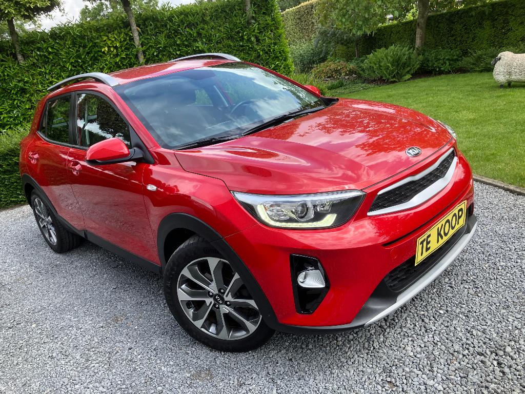 KIA STONIC  benzine, Auto's, Kia, Voorwielaandrijving, Stof, Bedrijf, Handgeschakeld